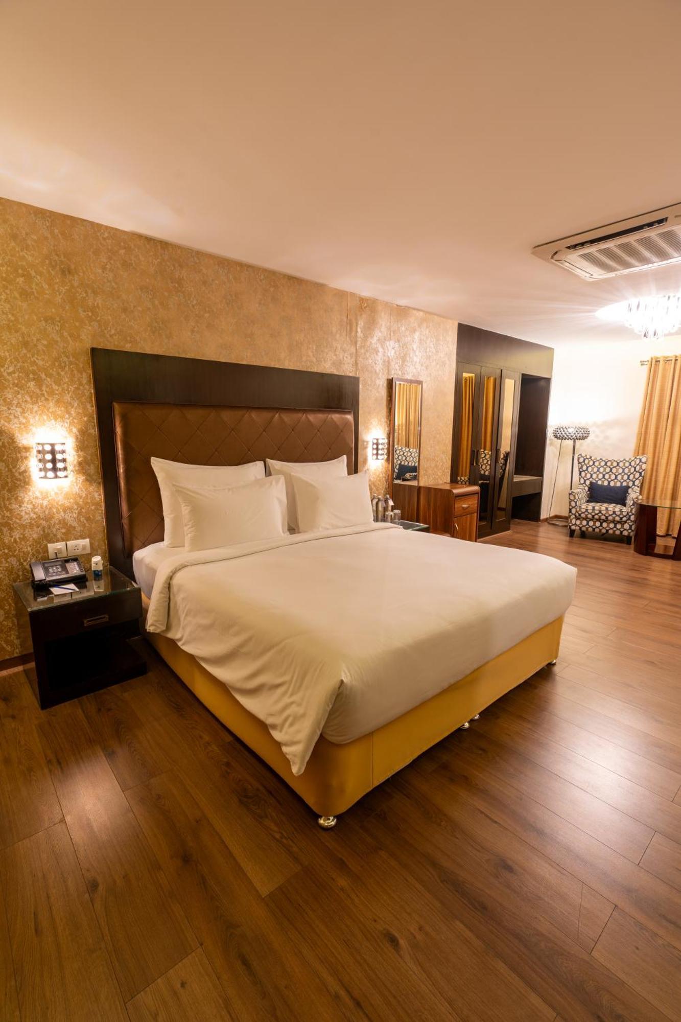 Clarks Exotica Convention Resort & Spa Devanahalli Kültér fotó