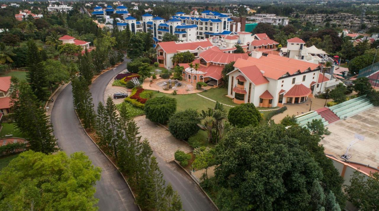 Clarks Exotica Convention Resort & Spa Devanahalli Kültér fotó